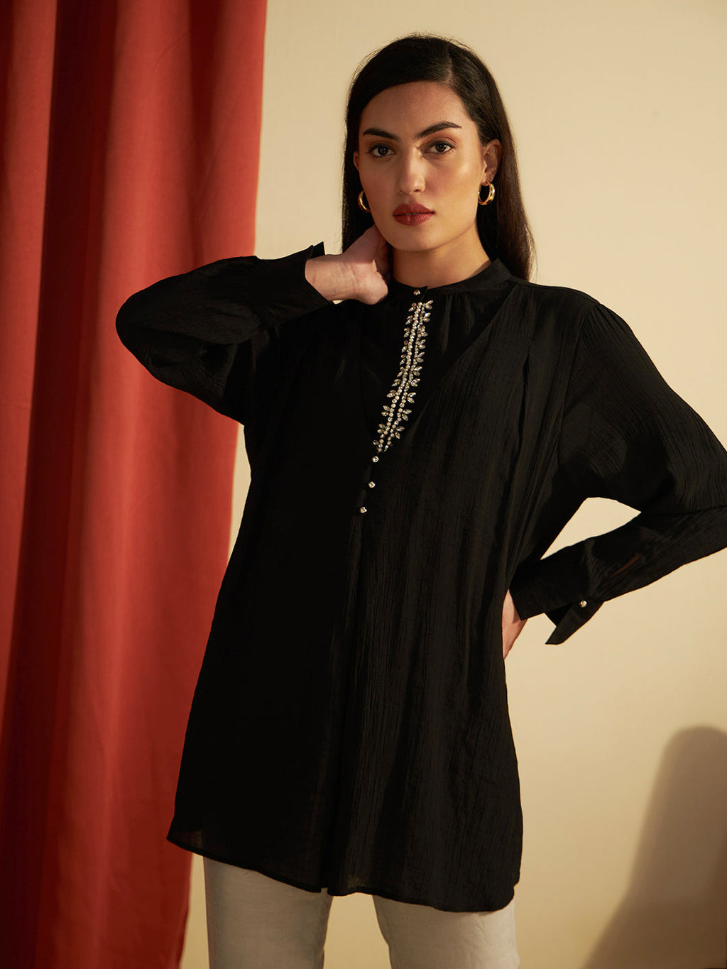 BLACK SCALE SHIRT