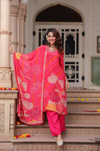 Women Floral Printed Regular Pure Cotton Kurta with Trousers & With Dupatta
