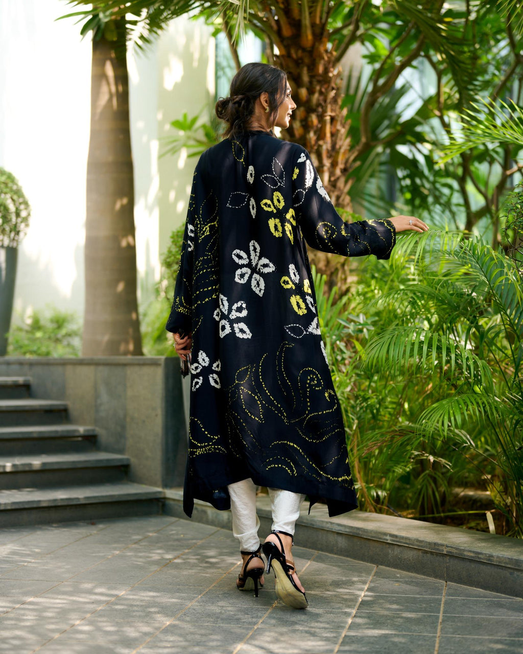 BLACK KANJI SUE TUNIC