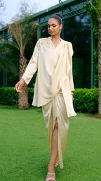 LIGHT GOLD SNIPPET TOP