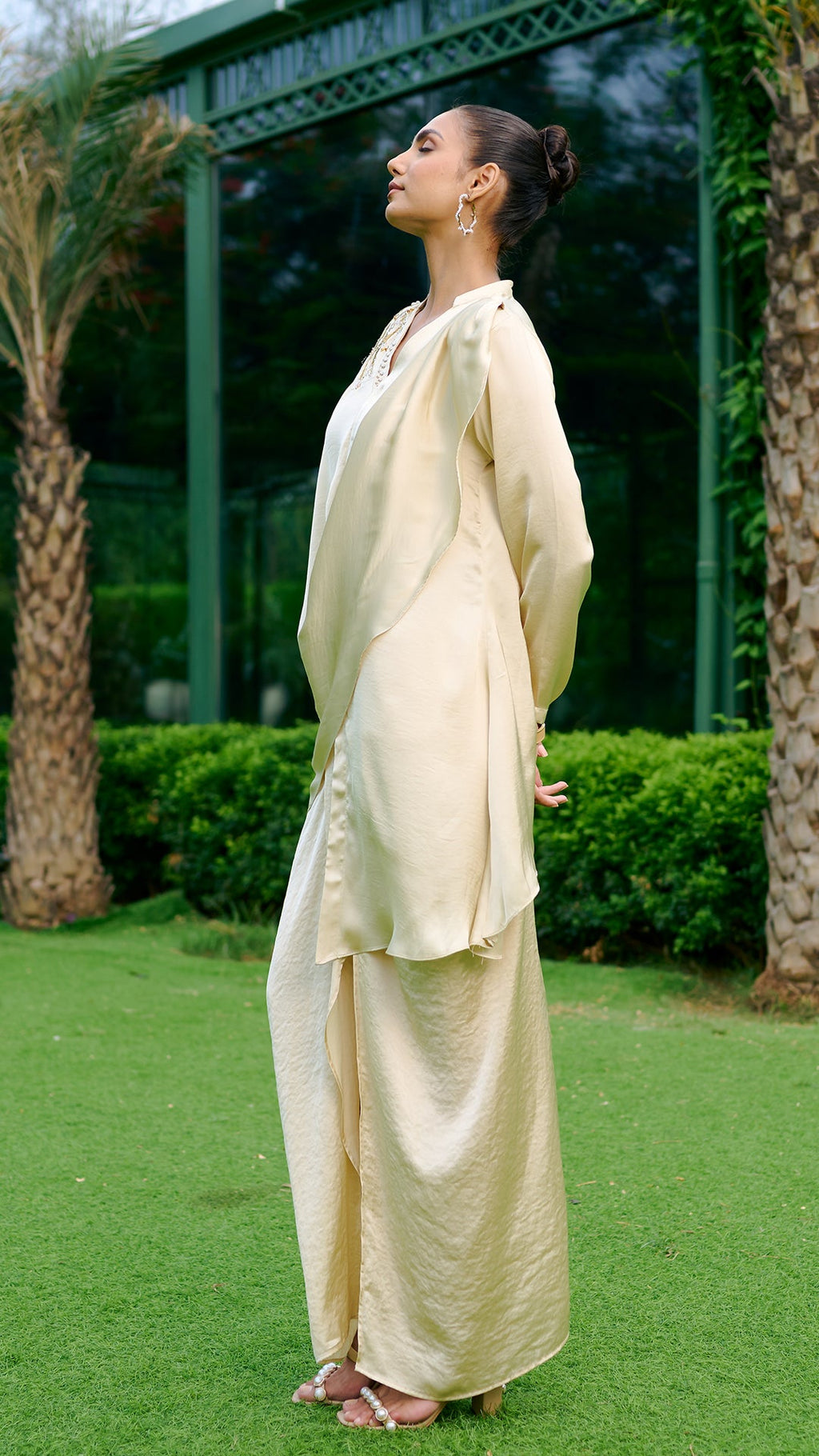LIGHT GOLD SNIPPET TOP