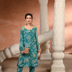 Rama Green Pure Crepe Spread Delicate Work Kurta with Overlapping Hem Pants